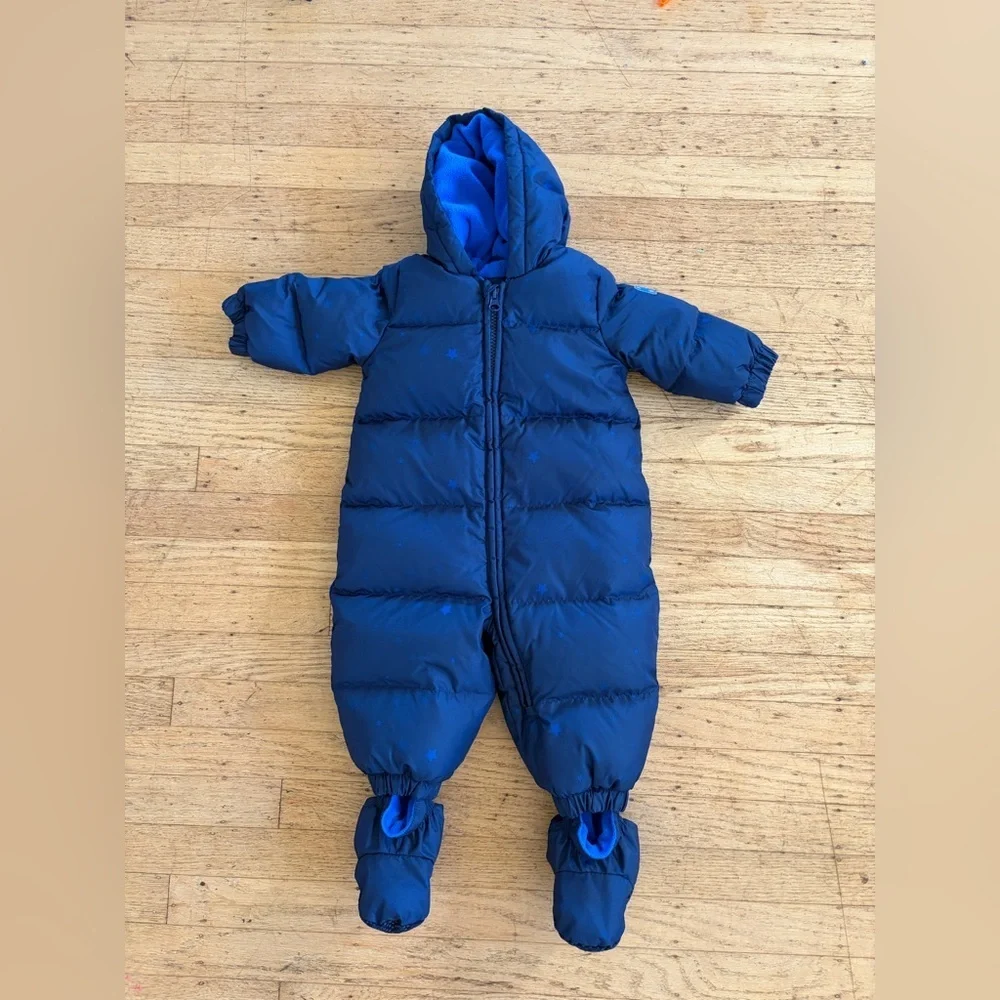 Baby gap down bunting suit with attached booties 6 months to 12 months